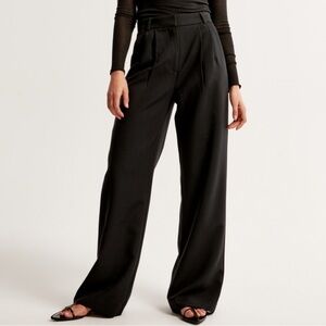 A&F Salone Tailored Pant